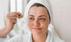 Serum Kullanımında Sık Yapılan İki Hata Cilt Sağlığınızı Tehlikeye Atabilir