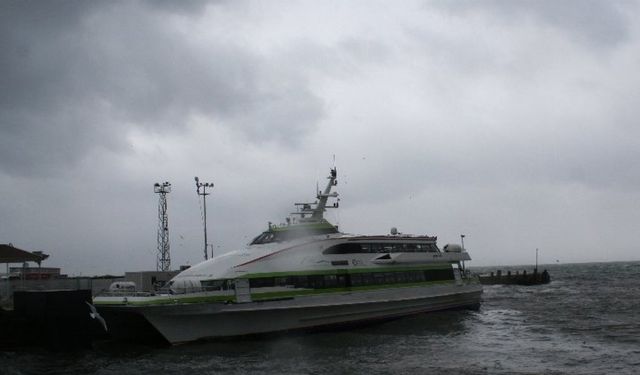 Bursa ve İstanbul'da deniz ulaşımına hava engeli