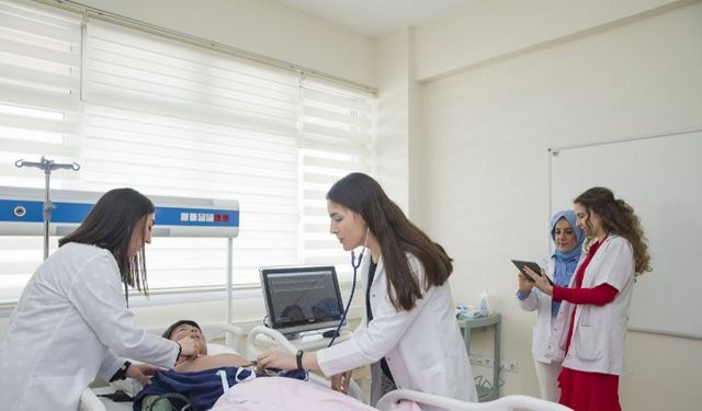 DEÜ Tıp'ta 44. gurur yılı 