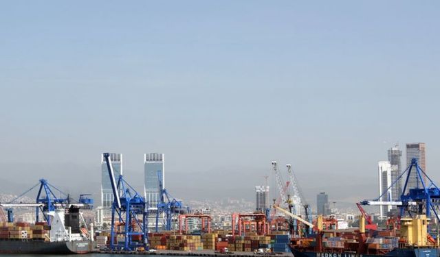 Ege'nin yıllık ihracatı 17 milyar dolara koşuyor
