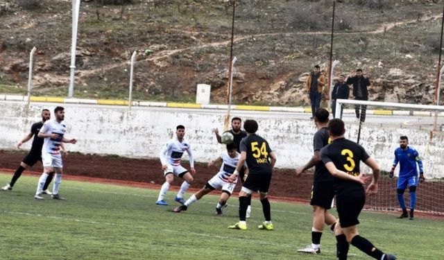 İzmir Aliağaspor FK deplasmanda farklı kazandı