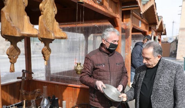 Kayseri Talas'ta antika pazarı heyecanı