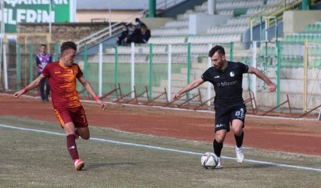 Liderle başa baş dişe diş mücadele etti