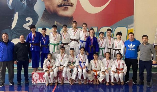 Manisalı judocular 15 madalya ile birinci oldu