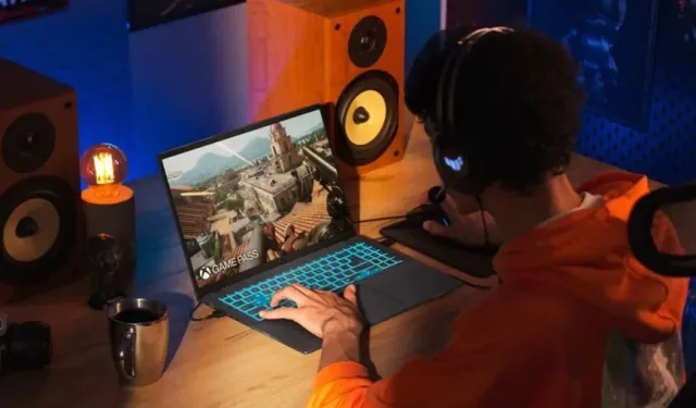 ASUS’un Yeni V16 Modeli, Güçlü Donanımıyla Hem Oyunculara Hem Profesyonellere Hitap Ediyor