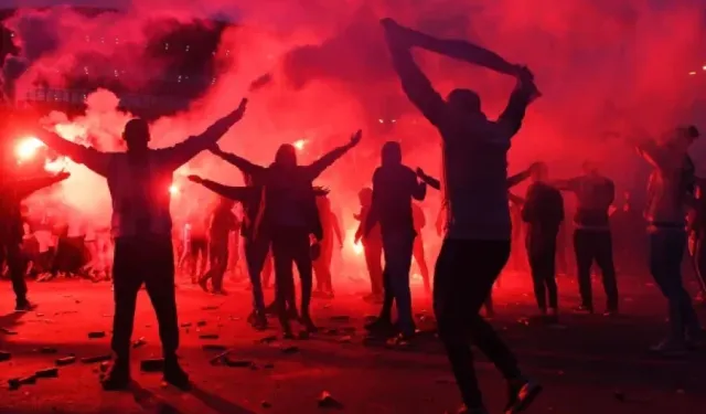 Süper Lig’in En Ateşli 5 Taraftar Grubu Belli Oldu: Tribünlerde Kıran Kırana Rekabet