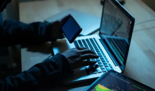 Telefon Kameranız Sizi Gizlice İzliyor Olabilir: Casus Yazılımlara Karşı Alınması Gereken Önlemler