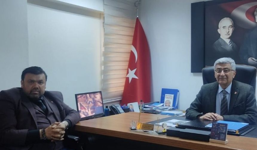 Başkan Parlar, “Cumhuriyet Halk Partisi laik bir partidir ama dinsiz değildir”