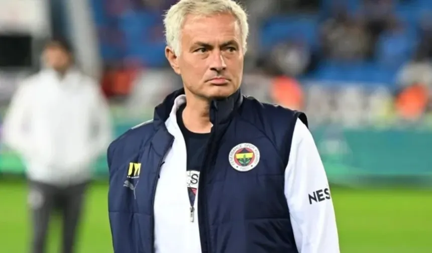 Fenerbahçe’de başarısızlığın tek nedeni Mourinho mu, yoksa sorun daha derin mi?