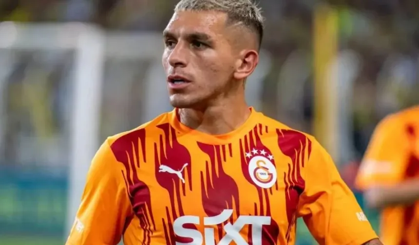 Galatasaraylı Torreira’nın yeni aşkı ortaya çıktı: Ünlü Fransız modacıyla görüntülendi
