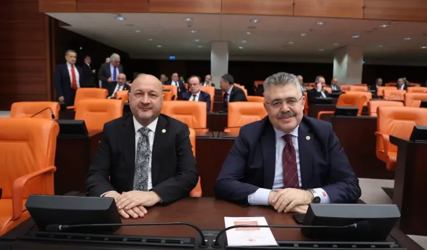 Polisin üzerine araç süren sürücüye dava açıldı: Veysel Tipioğlu’ndan CHP’ye sert tepki